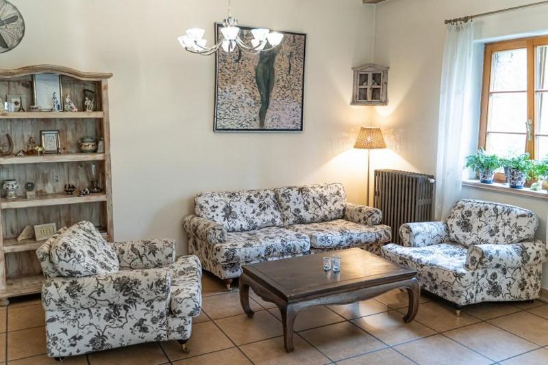 Pod Lipami Hotell Lwowek Slaski Exteriör bild
